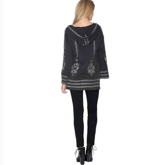 Beautiful Monoreno light Gray medium Embroidered Bohemian Hoodie Tunic Top - Picture 8 of 8